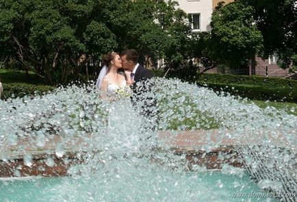 Ідеї ​​для весільної фотосесії біля фонтану, будинок наречених