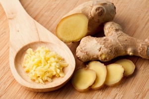 Ginger ellen megfázás hatással van a testre és receptek