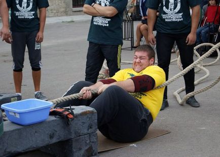 Interviu cu Powerlifter Feder Michail - cum să te antrenezi cum să pompezi mușchii pe una