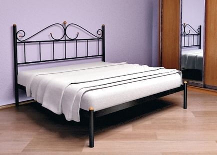 Яка ліжко краще дерев'яна або залізна