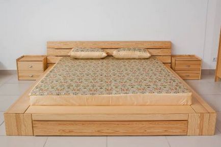 Яка ліжко краще дерев'яна або залізна