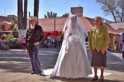 Які традиції дотримуються на весіллях в різних країнах