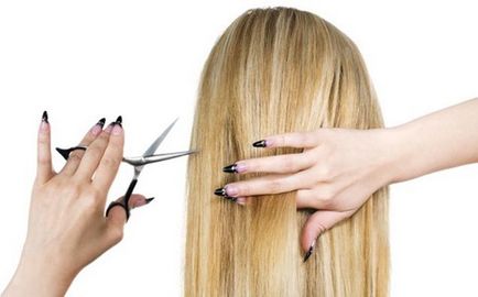 Cum să tăiați părul în sine și să nu stricați forma