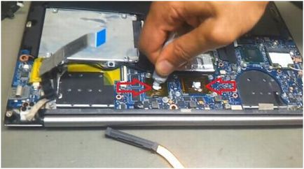 Cum să dezasamblați un laptop asus zenbook ux32vd