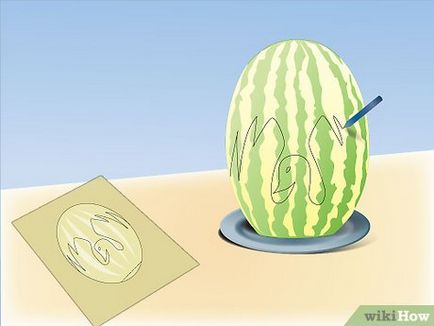 Hogyan készítsünk egy faragott görögdinnye formájában hattyú