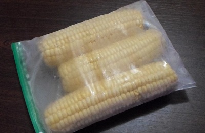 Як зберігати варену кукурудзу