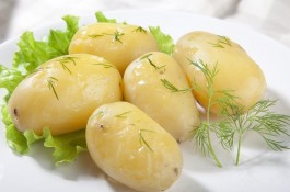 Картопля запечена в молоці - рецепт з фото, як приготувати на смачно будинку