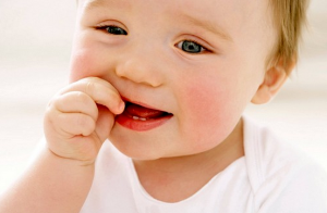 Кашель і нежить при прорізуванні зубів у дітей