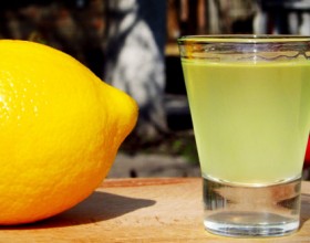 Лимонна настойка в домашніх умовах - напої світу - енциклопедія напоїв
