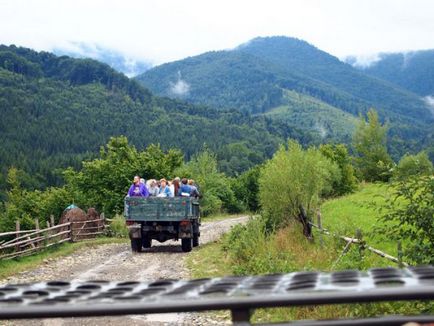 Școala și cascada Manyava (Ivano-Frankivsk-Maniava - obiective turistice, ce să vezi,