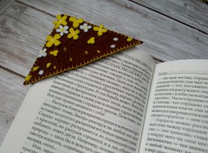 Майстер-клас зі створення бузку з бісеру