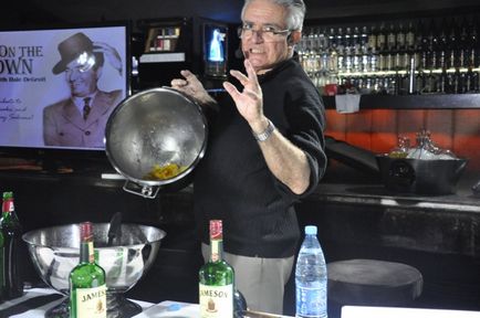 Міксолог Дейл дегрофф в киеве майстер-клас перед фіналом mixology competition 2012 spoon!