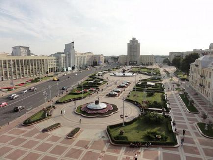 Minsk, fotografii din Piața Independenței, atracții