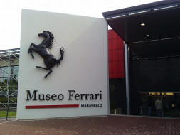 Muzeul Ferrari, pe o excursie de la Rimini cu compania