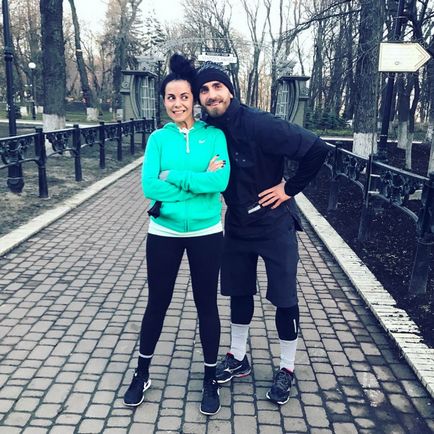 Nastya Kamensky a creat o colecție de îmbrăcăminte sport nksport