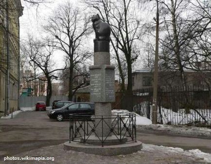 Monumente neobișnuite la animale care pot fi văzute la Sankt Petersburg