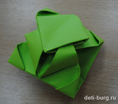 Rezervorul Origami ca dar pentru Papă, crește și se dezvoltă împreună cu mama sa!