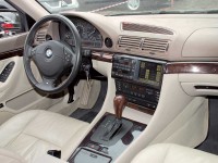 Imagini uimitoare ale seriei BMW 7 în corpul e38