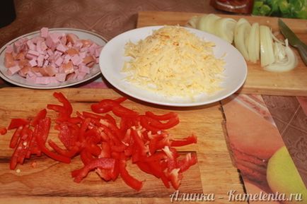 Pizza din lavash, o rețetă cu o fotografie de pizza făcută din pâine subțire de pita în cuptor