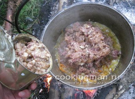 Плов з тушонки - кулінарія для чоловіків