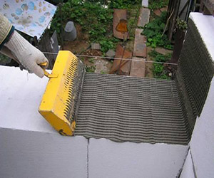 Consumul de adeziv pentru beton gazos pentru caracteristici de aplicare de 1m3 și preț