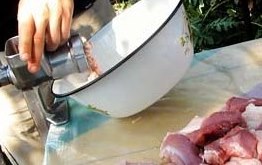 Рецепт гарячого копчення ковбас домашнього приготування