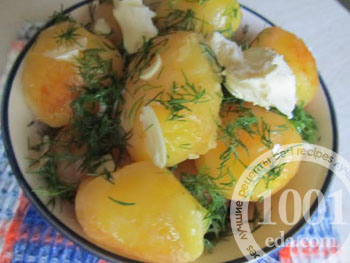 Рецепт приготування смаженої картоплі з часником і сметаною - смажена картопля від 1001 їжа