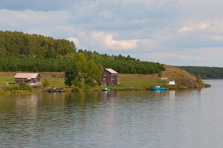 Horgászat a tavon nagy berchikul - Vezetés a természet