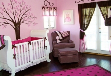Pink tapéta a belső képek, amelyek alkalmasak, és a háttér színkombinációk, fehér és rózsaszín a szobában (tapéta) Pink tapéta a belső képek, amelyek alkalmasak, és a háttér színkombinációk, fehér és rózsaszín szobában