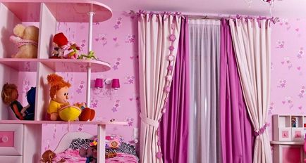 Perdele în camera copiilor pentru o fetiță scurte romane, perdele frumoase roz, care design,