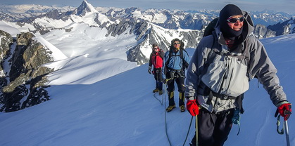 Standardele asigură siguranța alpiniștilor în ziua de alpinism internațional