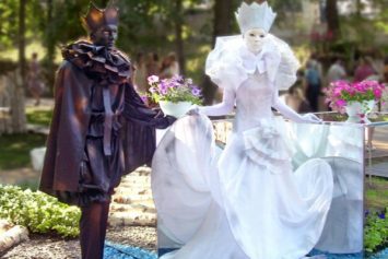 Весільні скульптури - живі, крижані