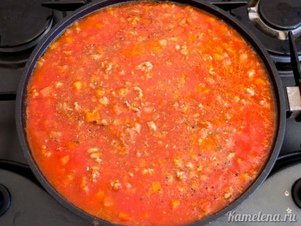 Tagliatelle cu sos de bolognese