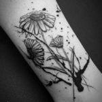 Tattoo Daisy valoare pentru fete și bărbați, schițe și fotografii