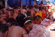 Tomatina, nebunie în tomate