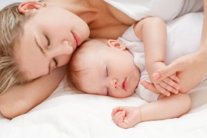 Am pus copilul să doarmă experiența noastră 10 moduri, copilul în 5 luni în pat să doarmă