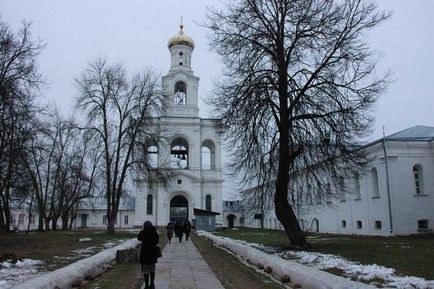 Novgorod, St. George kolostor a legrégebbi kolostor Oroszország