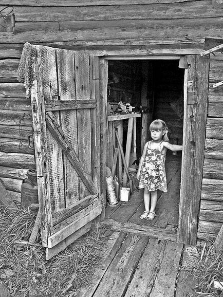 Asta este vara noastră! Nostalgia pentru sărbătorile de vară din satul bunicii mele (32 fotografii)