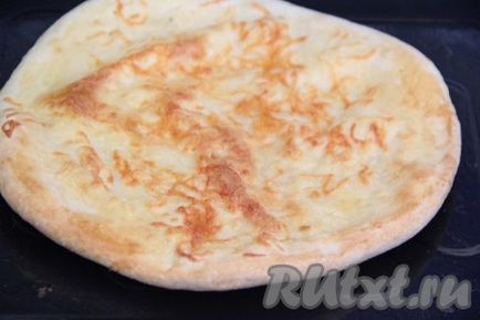 KHACHAPURI sajttal élesztőből tésztát - recept fotókkal