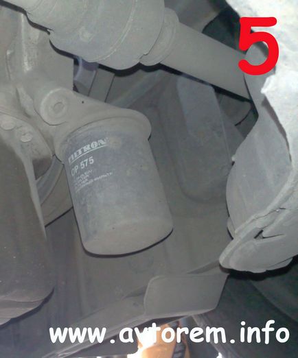 Cseréje és olajszűrő egy járműmotor Mitsubishi Lancer (Mitsubishi Lancer) - (Mitsubishi Lancer ix) Cseréje és olajszűrő egy járműmotor Mitsubishi Lancer (Mitsubishi Lancer) -