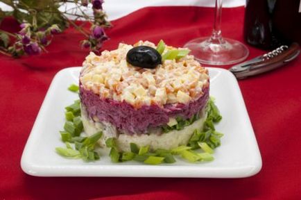 15 Salate incredibil de delicioase pentru masa festivă!