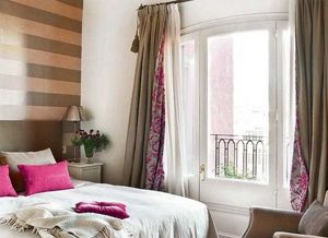 25 Ідей оформлення вікна в спальні