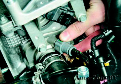 Auto zóna - javítás fiat Albea - Motor - Hűtésrendszer - eltávolítása és telepítése a termosztát