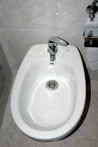 Bidet toaletă