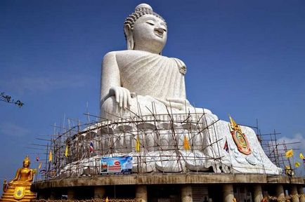 Mare buddha în Phuket