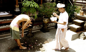 Practici de vindecare a casetei de bali, vindecarea bali centerhealing bali center