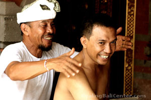 Practici de vindecare a casetei de bali, vindecarea bali centerhealing bali center