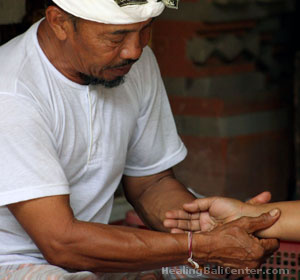 Practici de vindecare a casetei de bali, vindecarea bali centerhealing bali center