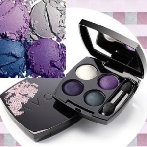 Чотирьохкольорові тіні для повік від avon- яскравий і стійкий макіяж, онлайн каталоги