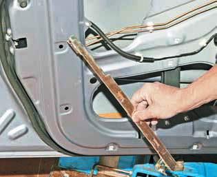 Chevrolet lanos скло передніх дверей шевроле ланос зняття заміна ремонт купити ціна